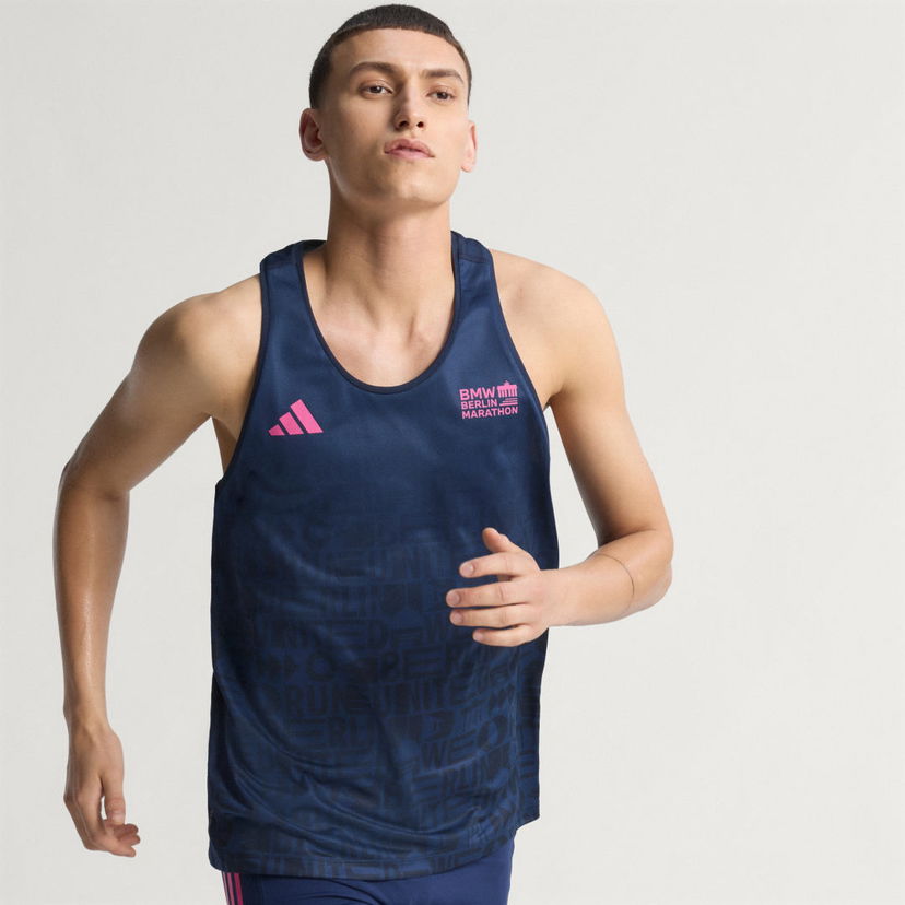 Tankkitoppi adidas Performance Running Tank Top All-Over Print BMW Berlin-Marathon 2025 Tummansininen | KB3699