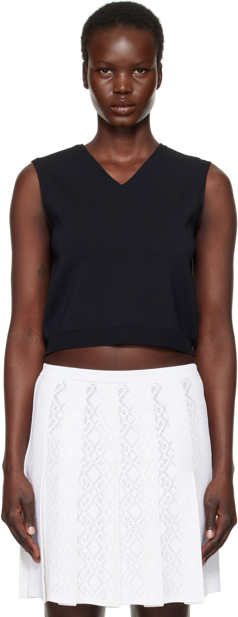 Tankkitoppi Givenchy Sleeveless V-Neck Vest Musta | BW90TL4ZPG001