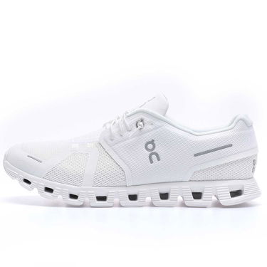 Tennarit ja kengät On Running Cloud 5 Valkoinen | 59.98918, 0