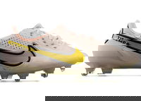 Tiempo Legend 8 Elite SG Pro AC Lucent Pack