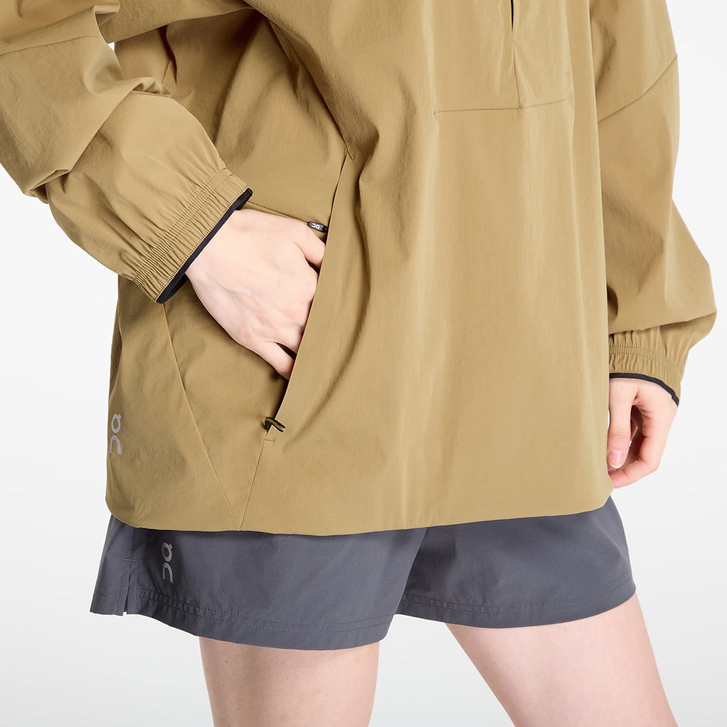 Tuulitakki On Running Windbreaker All-Day 1/2 Zip Jacket Beige | 1WE30413850, 1