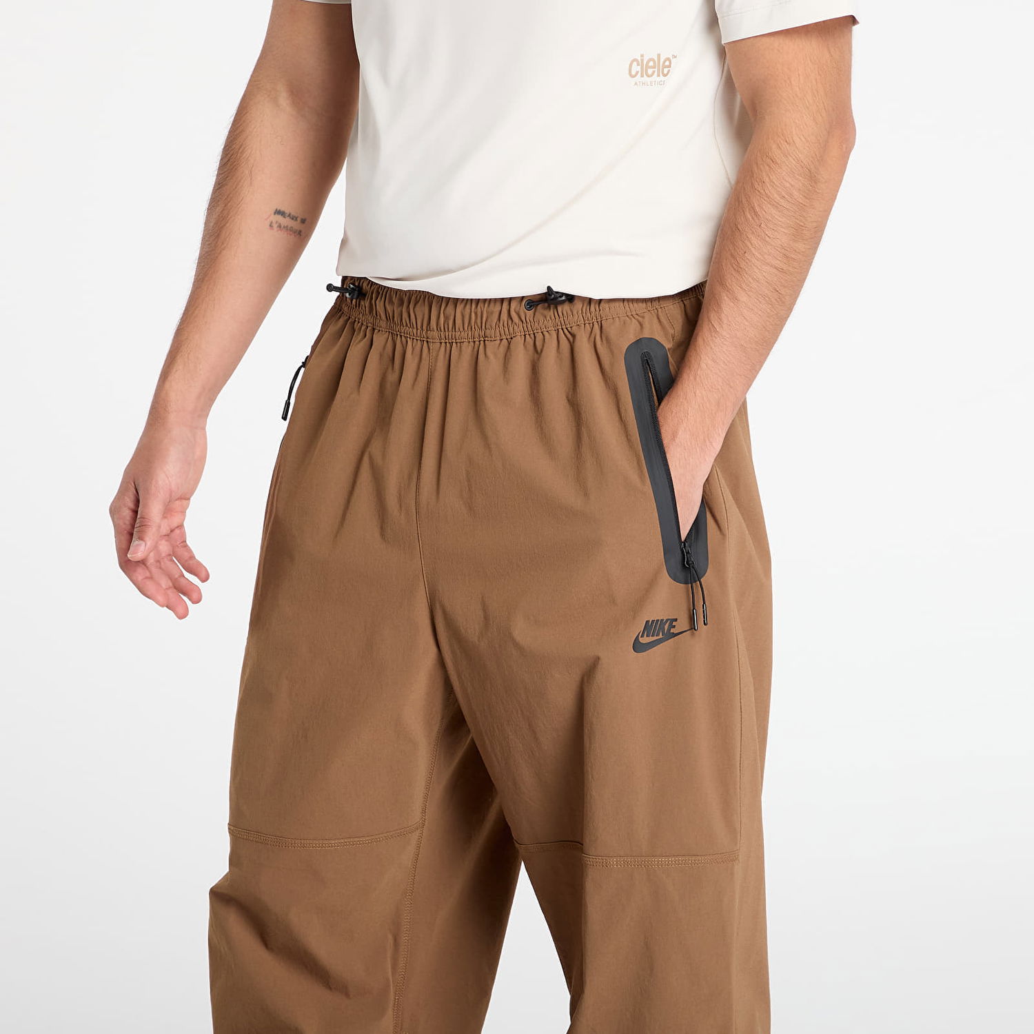 Housut Nike Tech Woven Oversized Pants Ruskea | HM7158-235, 1