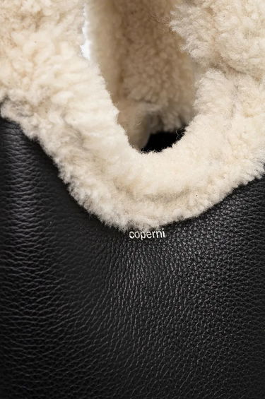 Kangaskassi Coperni Mini Shearling Bucket Bag Musta | COPBA69840S, 3
