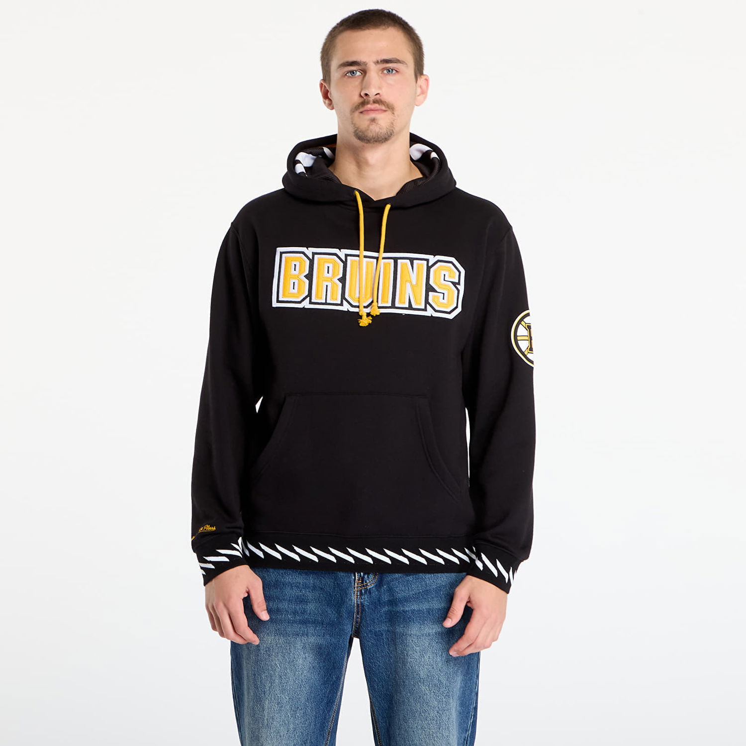 Huppari Mitchell & Ness Mitchell & Ness NHL Playmaker Fleece Hoodie Vintage Logo Bruins Musta | TH11148-BBNBLCK, 0