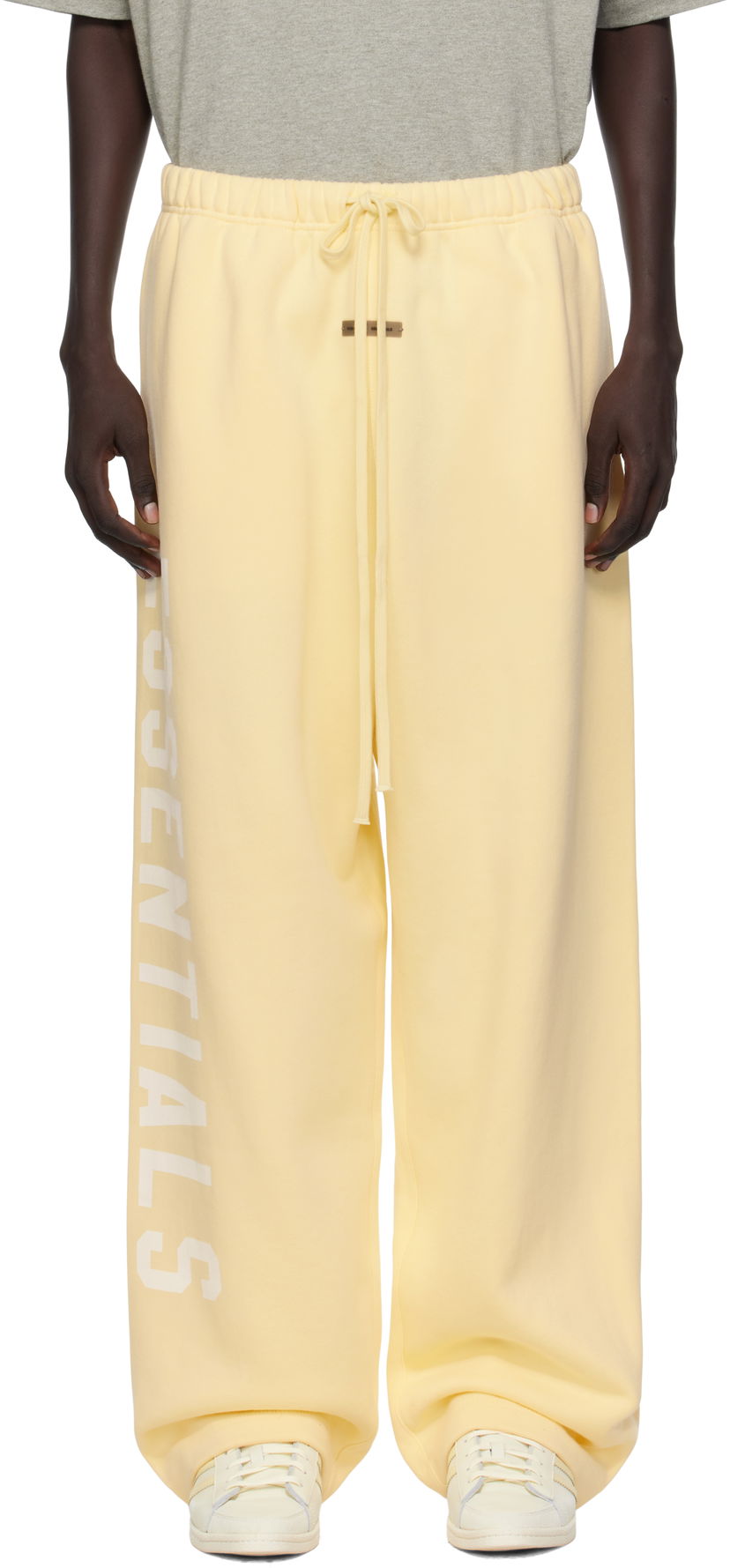 Verryttelyhousut Fear of God Fear of God ESSENTIALS Lounge Fleece Sweatpants Keltainen | 130SP254328F