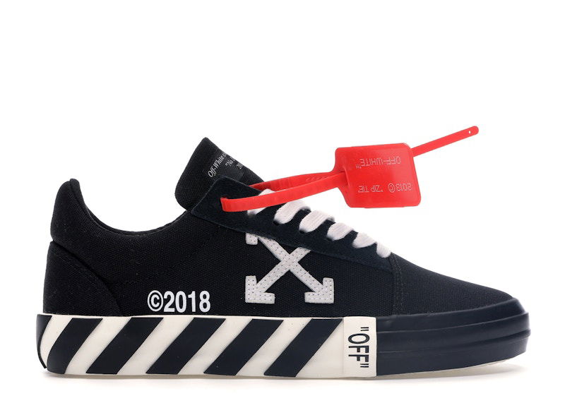 Tennarit ja kengät Off-White Vulc Low Updated Stripes Black W Musta | OWIA146R198000161000, 0