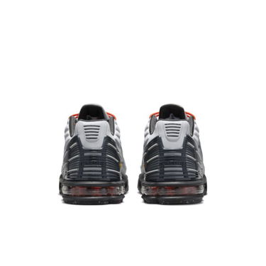 Tennarit ja kengät Nike Air Max Plus 3 Harmaa | DM2560-001, 1