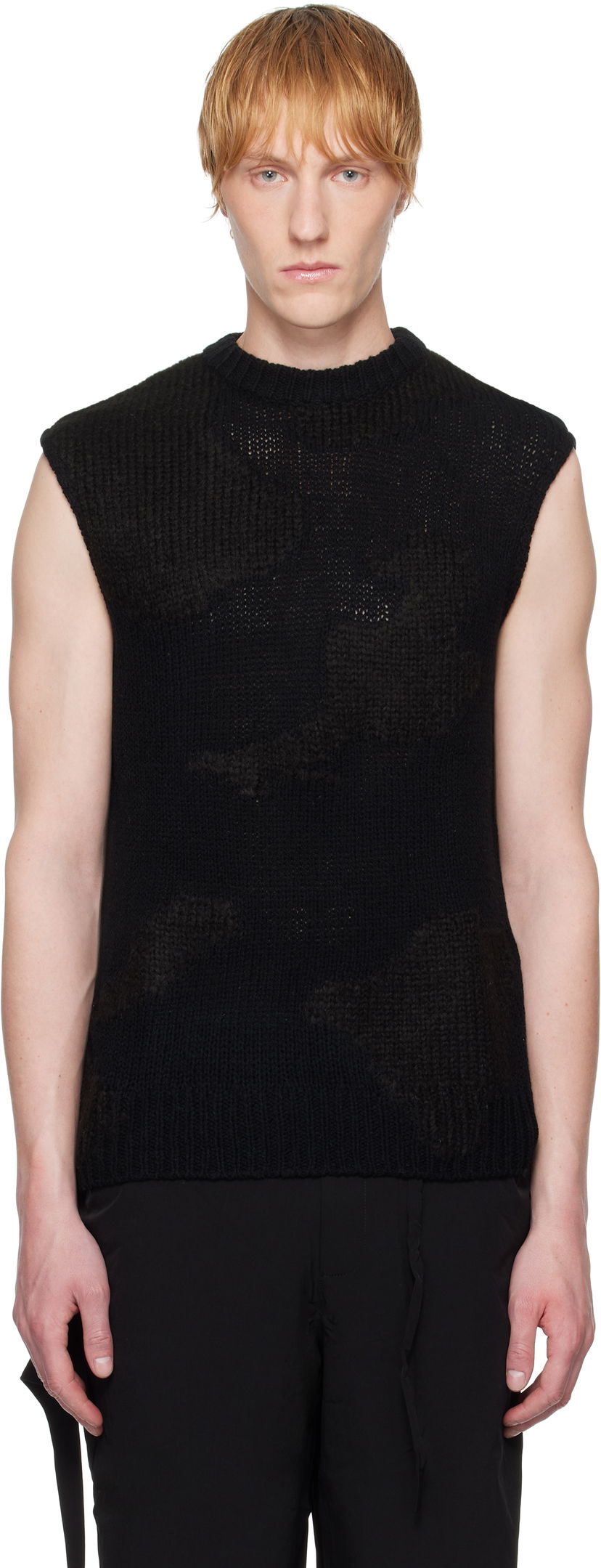 Villapaita HELIOT EMIL HELIOT EMIL Ophiolite Knit Vest Musta | SS25_M_07_074_BLK01