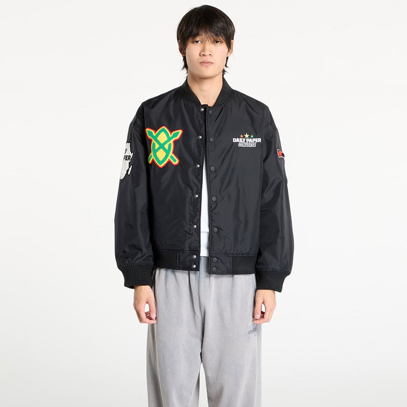 Bomber-takki Converse Converse x Daily Paper Stadium Jacket Musta | 10028532-A01