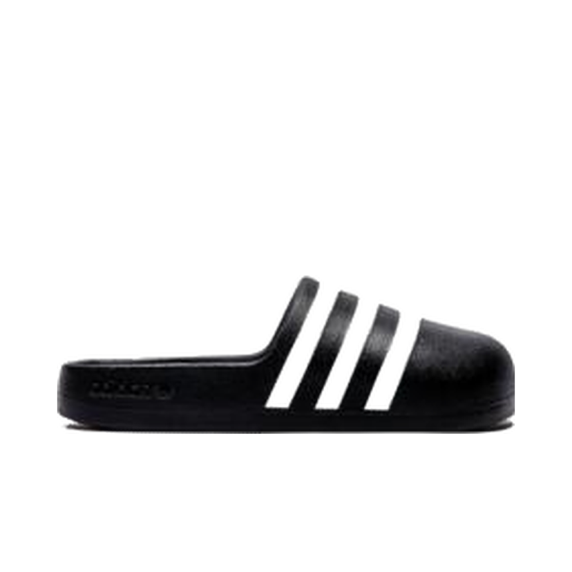 Tennarit ja kengät adidas Originals adiFOM adilette Musta | HQ7218