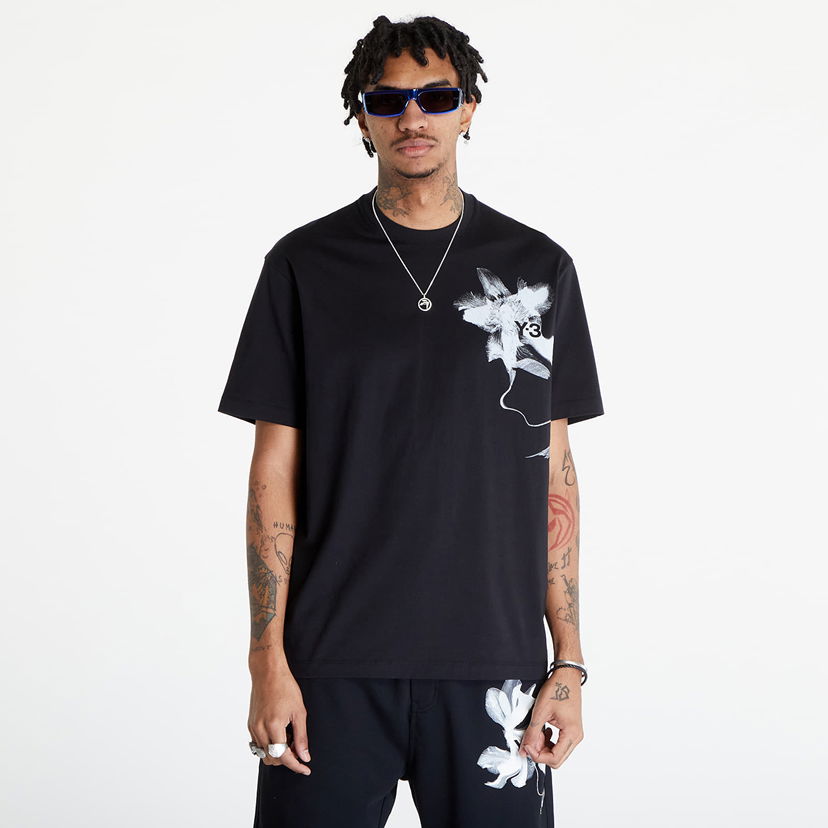 T-paita Y-3 Graphic Shortsleeve Tee UNISEX Black Musta | IN4353