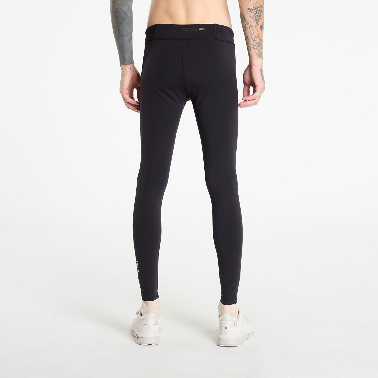 Sukat On Running Core Tights Musta | 1MF30380553, 1