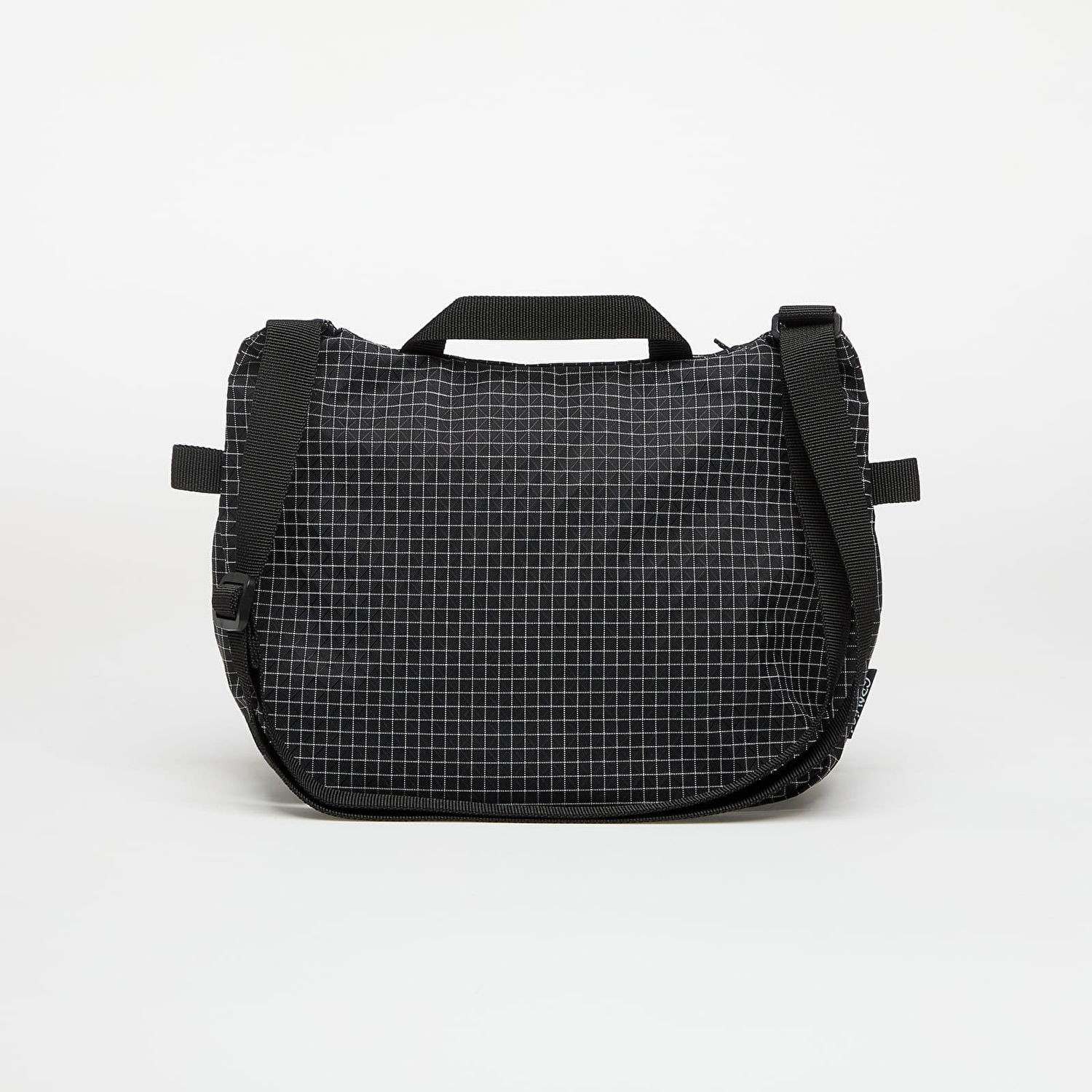 Olkalaukku GRAMICCI Gramicci Ripstop Shoulder Bag Musta | G5SB-130-R RIP-STOP BLACK, 1