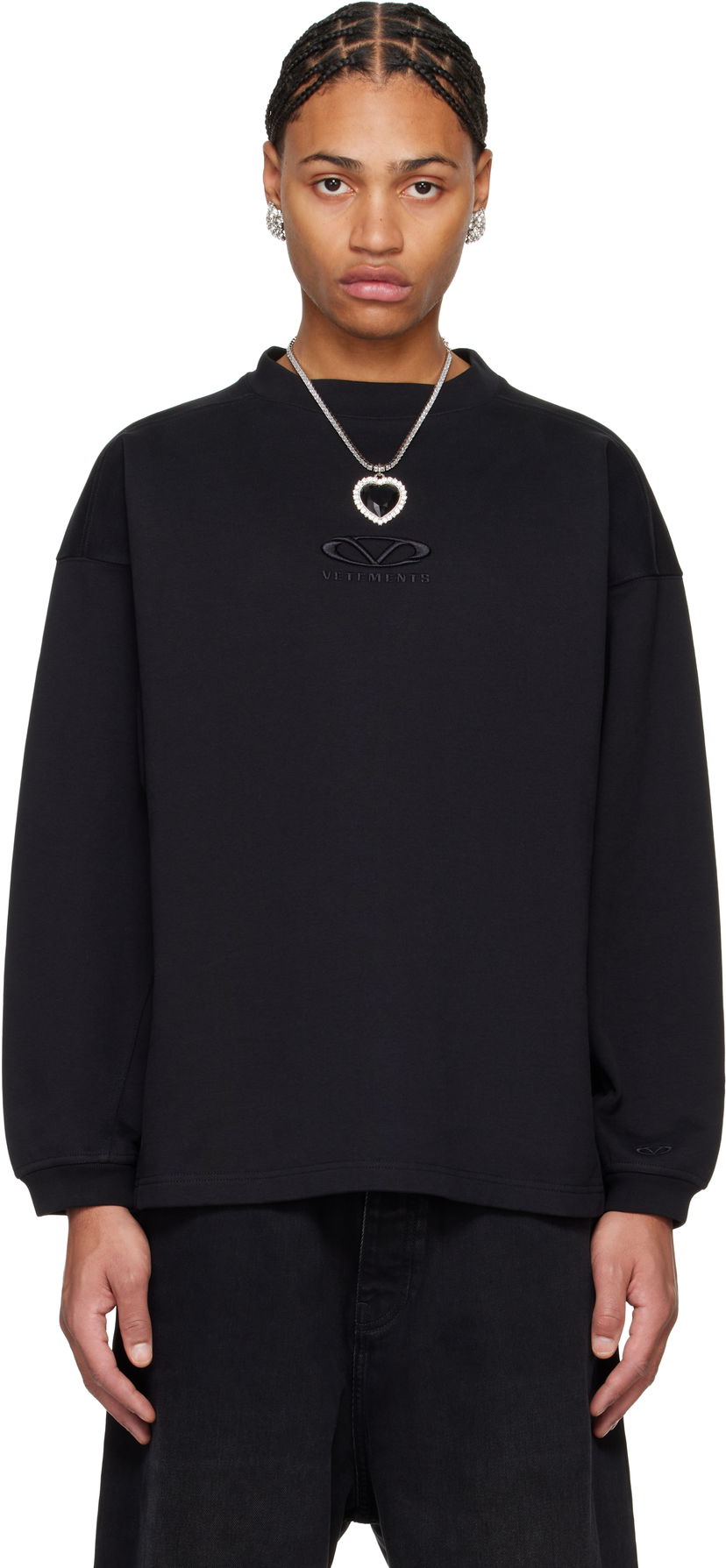 Huppari VETEMENTS Oval Logo Cropped Crewneck Sweater Musta | UA66CW600BB