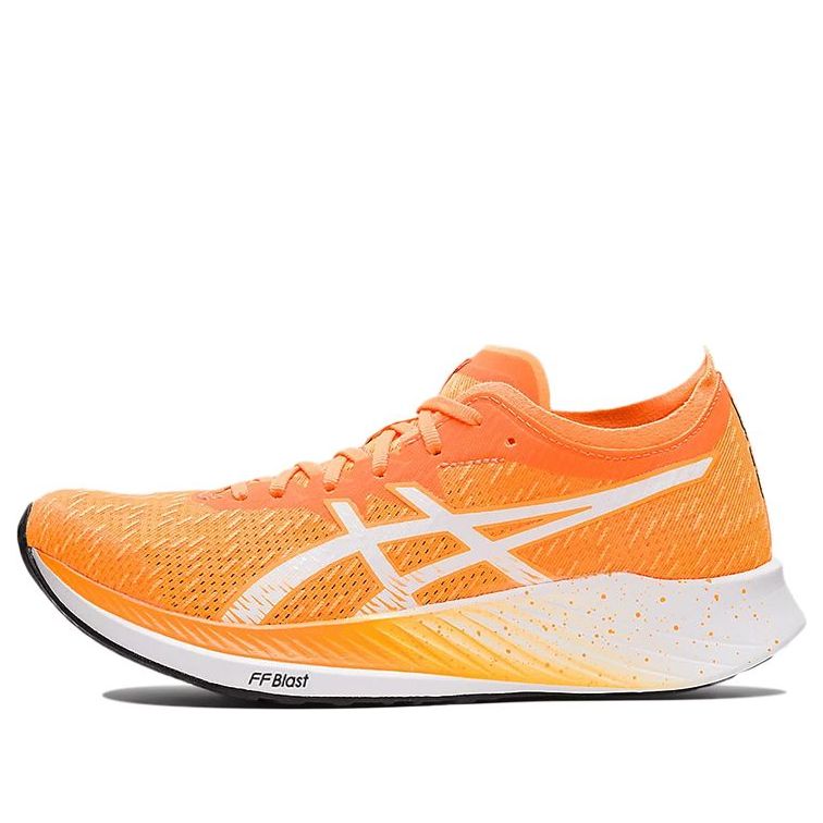 Tennarit ja kengät Asics ASICS Magic Speed Oranssi | 1012A895-800