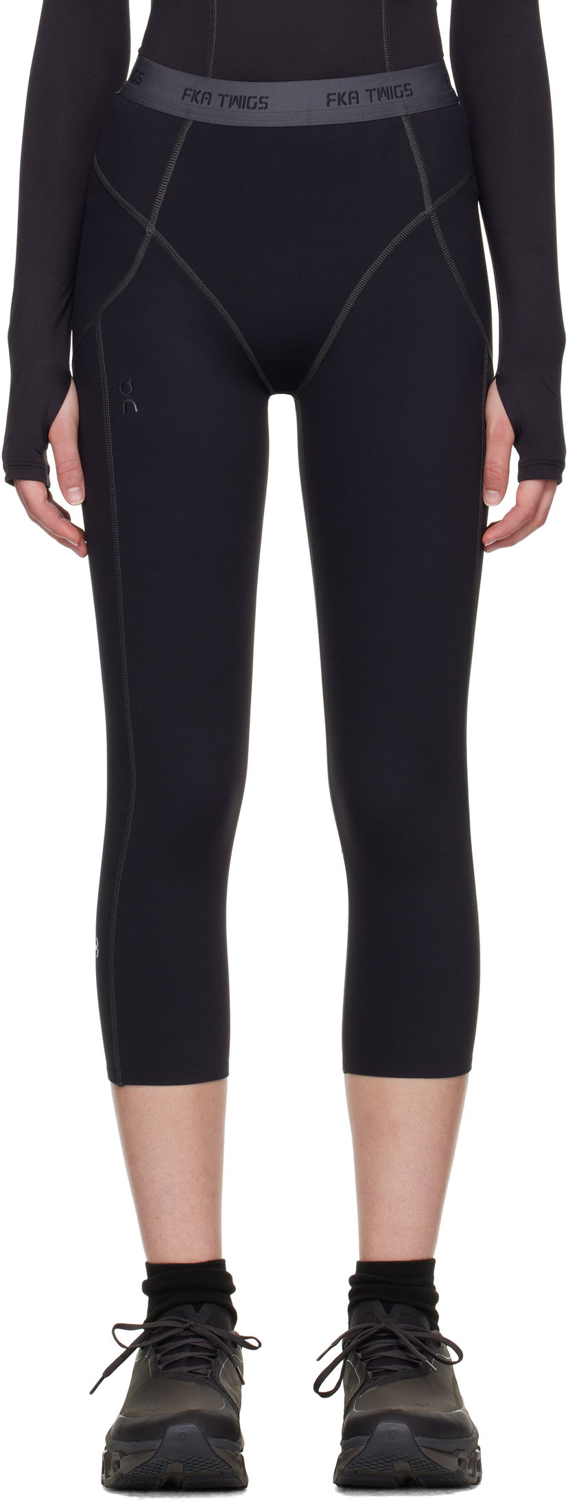 Leggingsit On Running FKA twigs Edition Studio Sport Cropped Leggings Musta | 1WF11690553