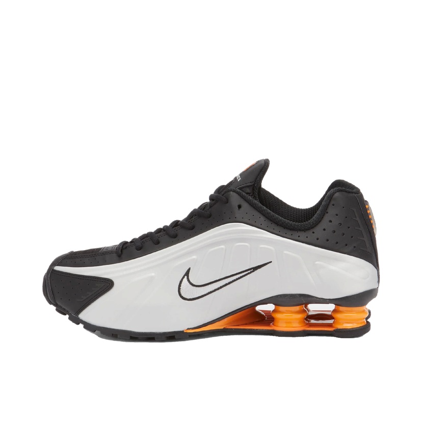 Tennarit ja kengät Nike Shox R4, Size UK 10 Valkoinen | HQ1988-003