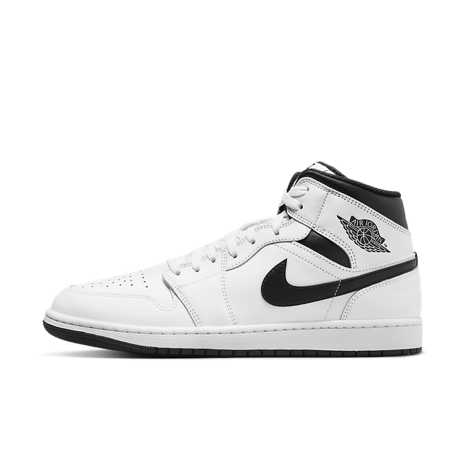 Tennarit ja kengät Jordan Air Jordan 1 Mid "White Black" Valkoinen | DQ8426-132