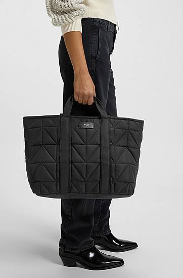 Kangaskassi BOSS Quilted tote bag with logo patch Musta | 50552480, 1