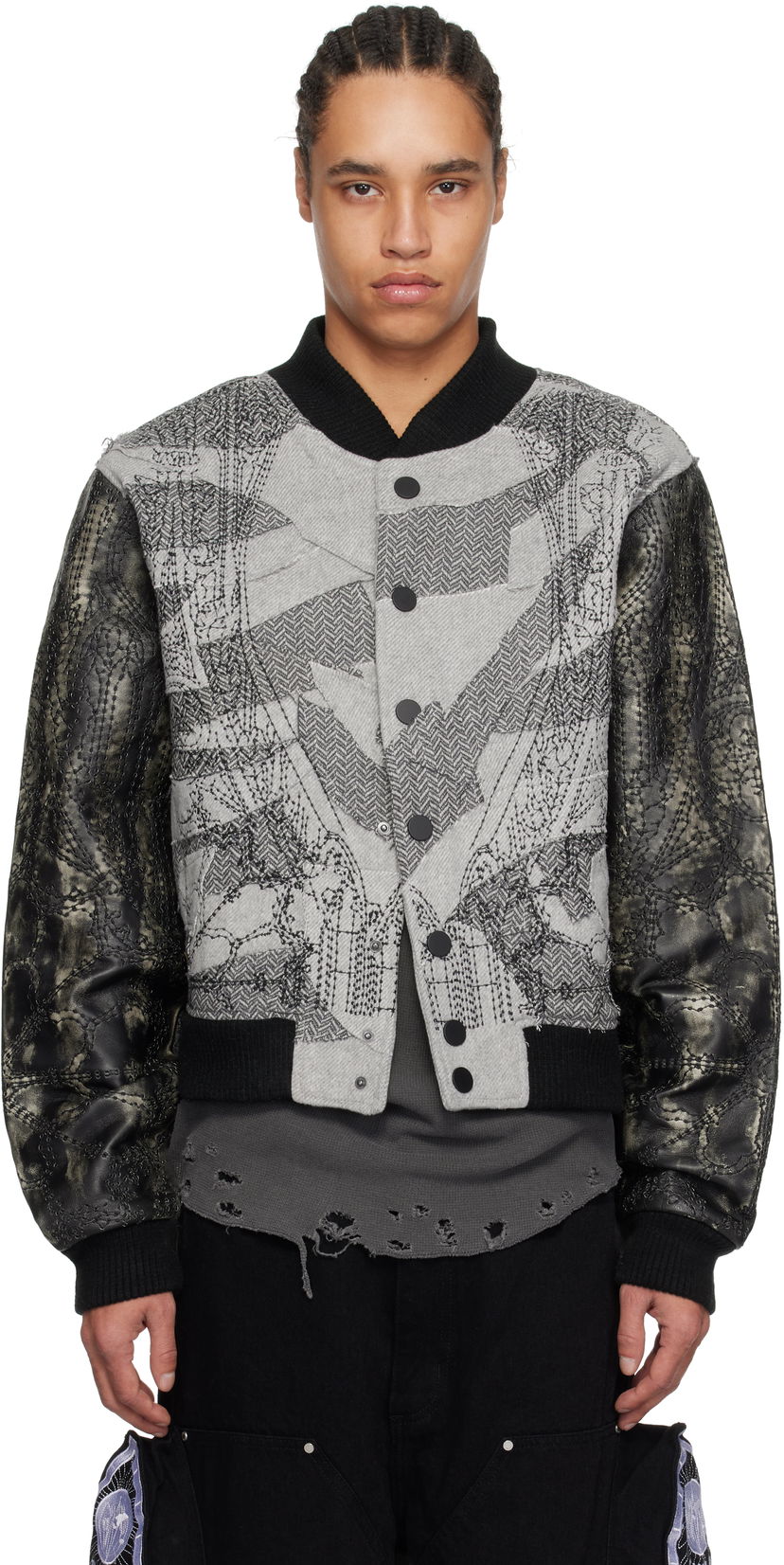 Bomber-takki Who Decides War Who Decides War Notre Dame Embroidered Varsity Jacket Harmaa | 1131340021SS25