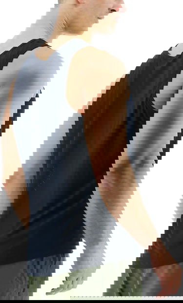 Tankkitoppi TYR Tank Top Musta | mptkso3a-001, 2