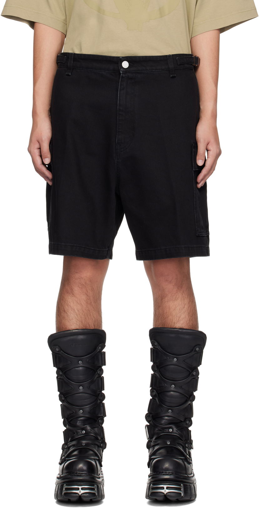 Shortsit VETEMENTS VETEMENTS Cargo Shorts Musta | UA66SS520B