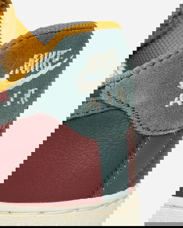 Tennarit ja kengät Nike Air Force 1 07 LV8 Ruskea | HQ3612-113, 6