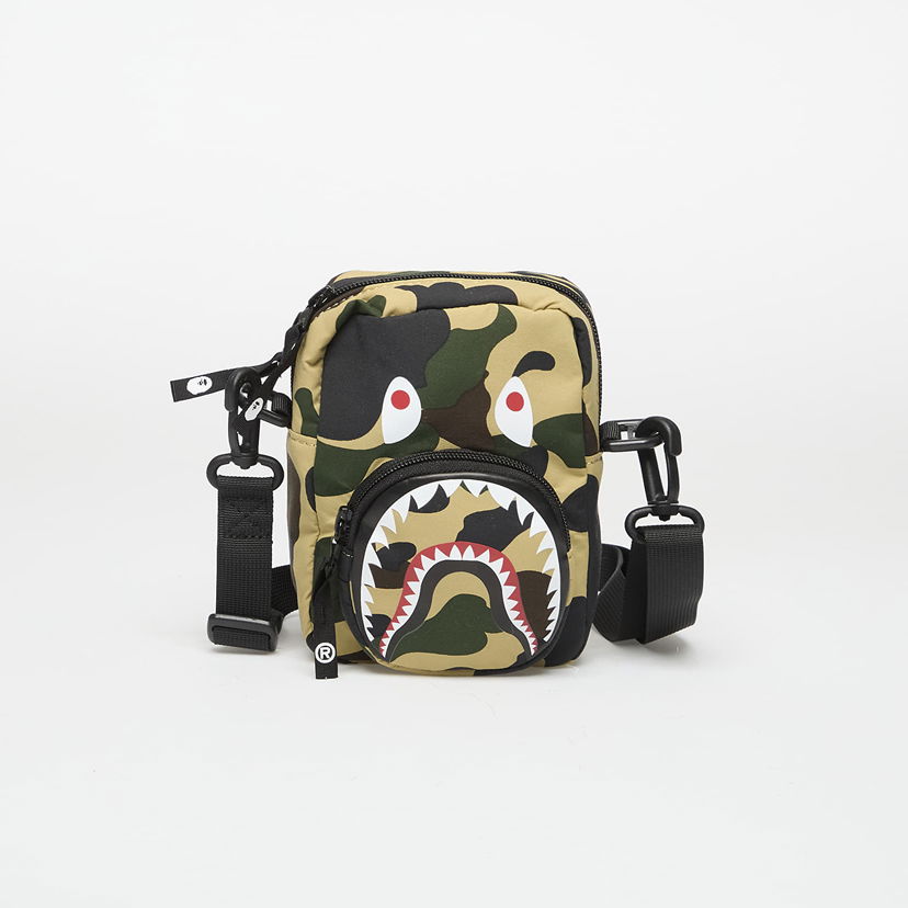 Olkalaukku BAPE A BATHING APE 1st Camo Shark Mini Shoulder Bag Keltainen | 001SGL301021MYEL