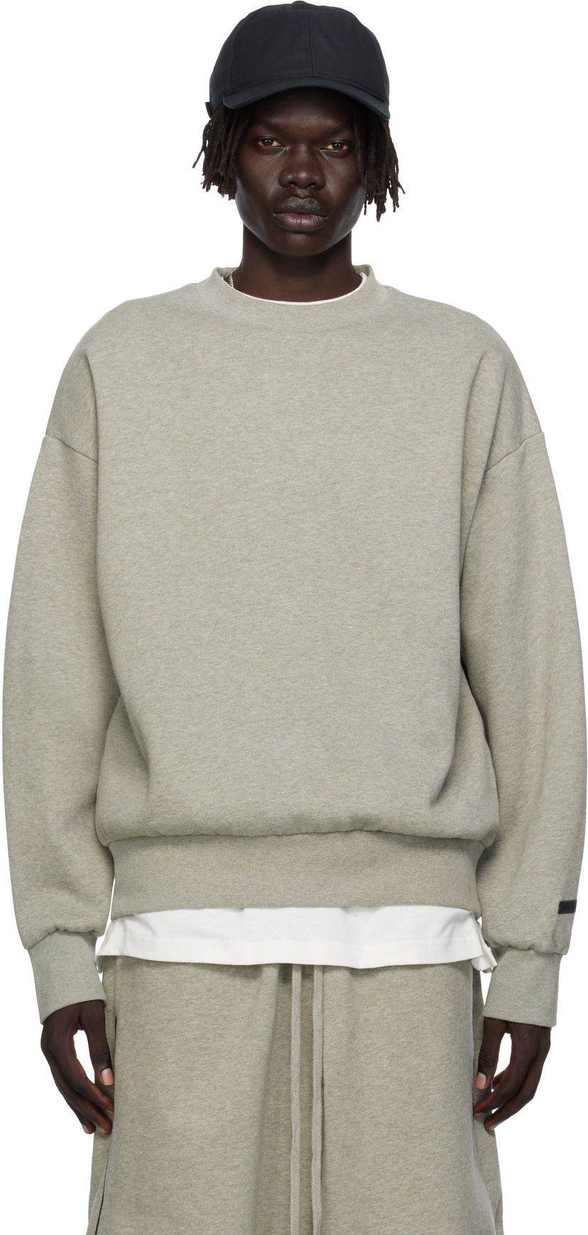 Huppari Fear of God Fear of God ESSENTIALS Classic Fit Fleece Crewneck Sweatshirt Harmaa | 192SP252045F