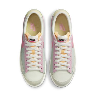 Tennarit ja kengät Nike Blazer Low Platform W Vihreä | DM9464-001, 2