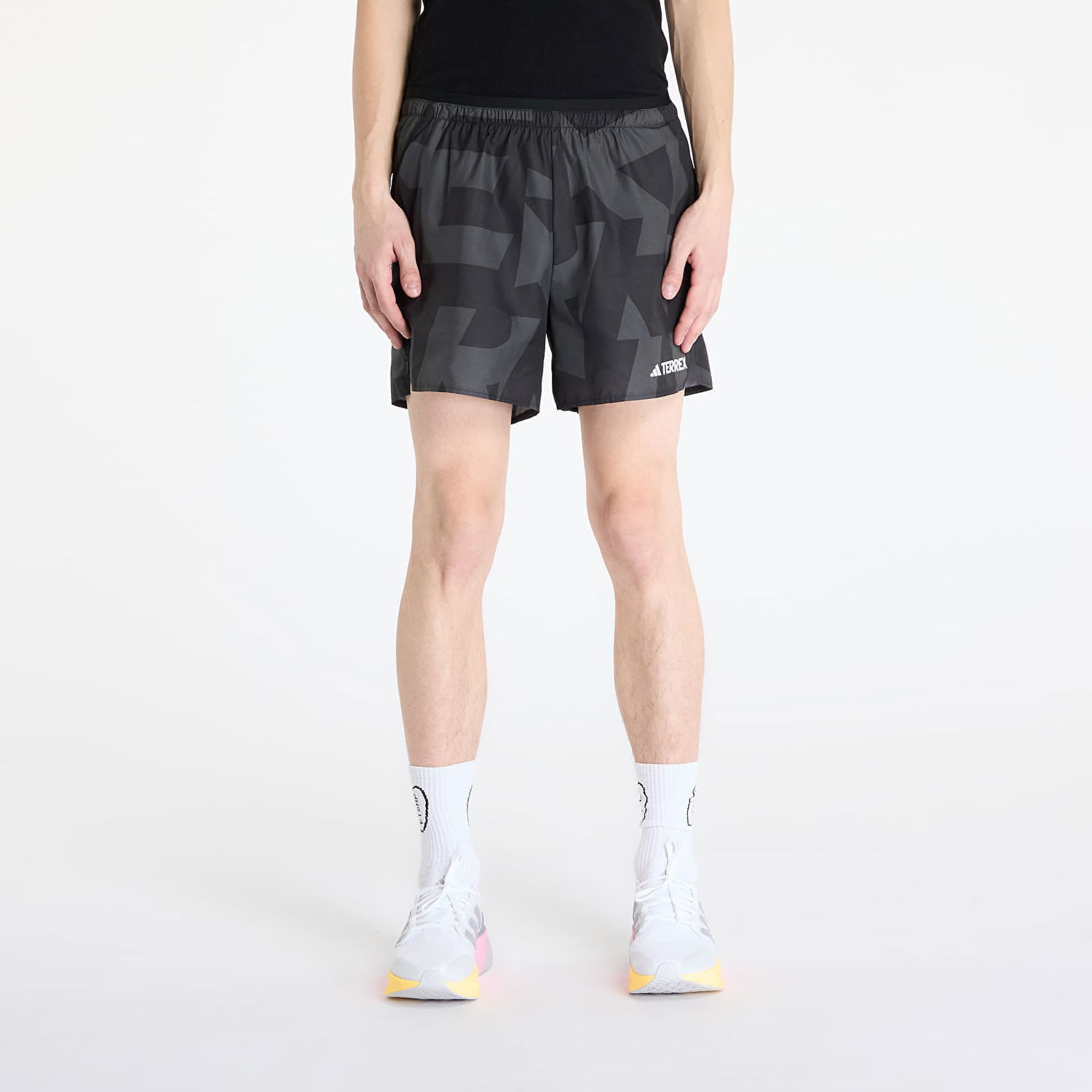 Shortsit adidas Performance Terrex Multi Printed Light Shorts Musta | JE9415, 0