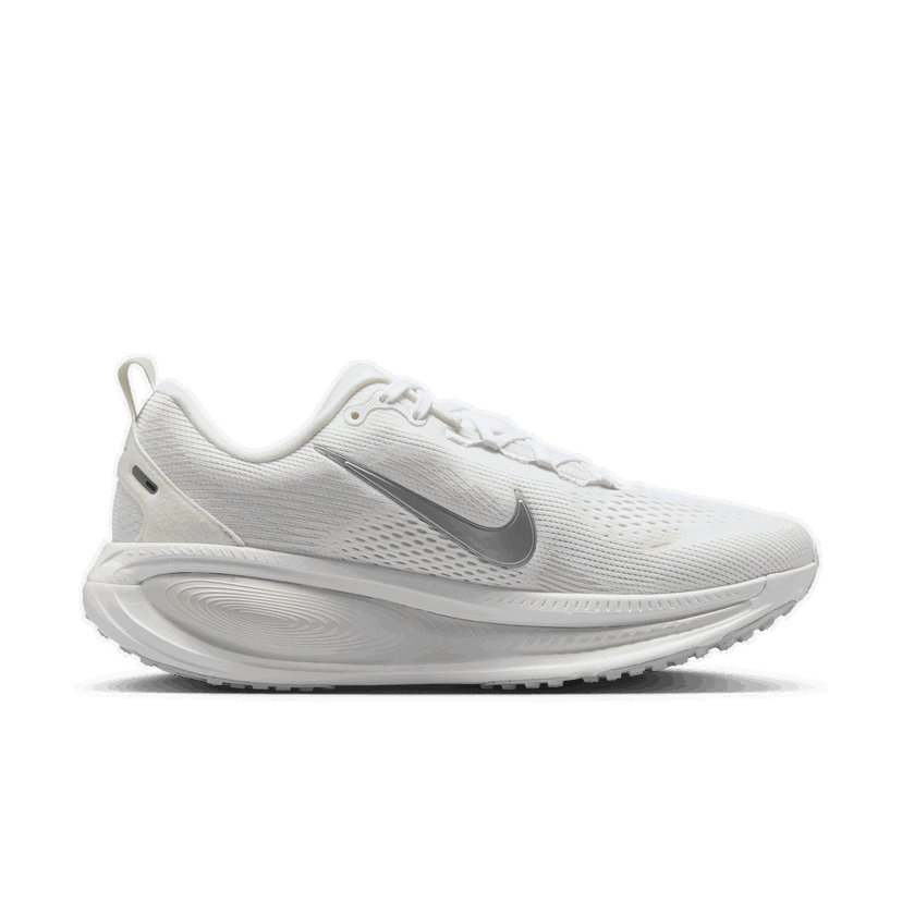 Tennarit ja kengät Nike Vomero 18 Valkoinen | HM6804-104