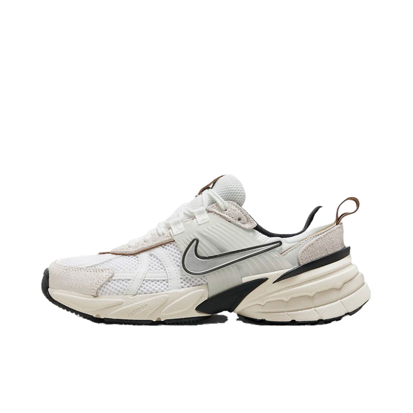 Tennarit ja kengät Nike V2K Run Summit White Light Orewood Brown (Women's) Beige | FN6703-100