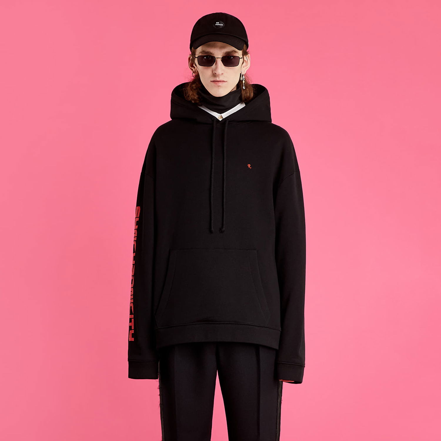 Huppari RAF SIMONS Regular Fit Hoodie Synchronicity Musta | 212-M165B-19004-0099, 0