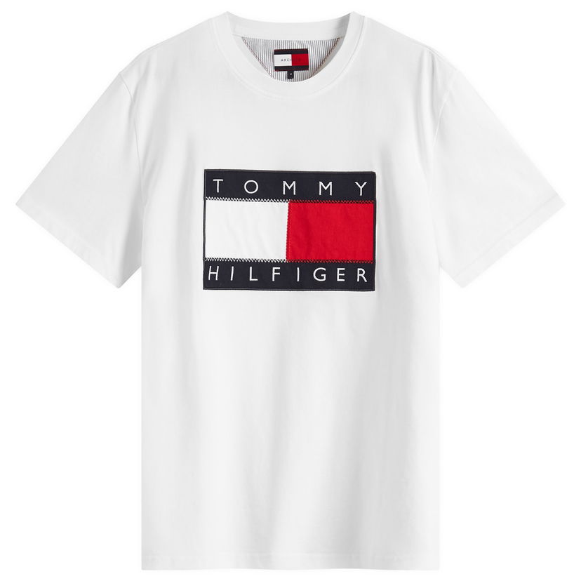 T-paita Tommy Hilfiger Tommy Jeans Men's Sailing Flag T-Shirt, Size Large Valkoinen | MN0MN00011YBL