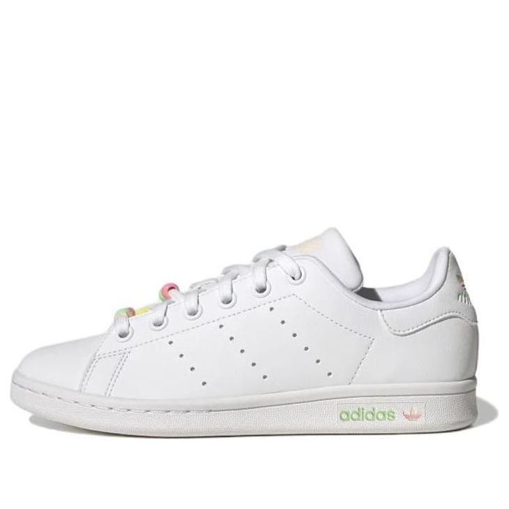Tennarit ja kengät adidas Originals Stan Smith Valkoinen | GY1797