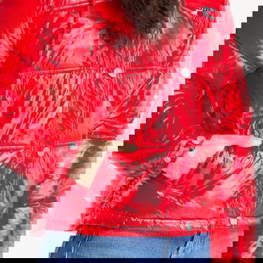 Puffer takki Tommy Hilfiger Tommy Jeans Shiny Hooded Badge Jacket Punainen | DW0DW20210 XME, 2