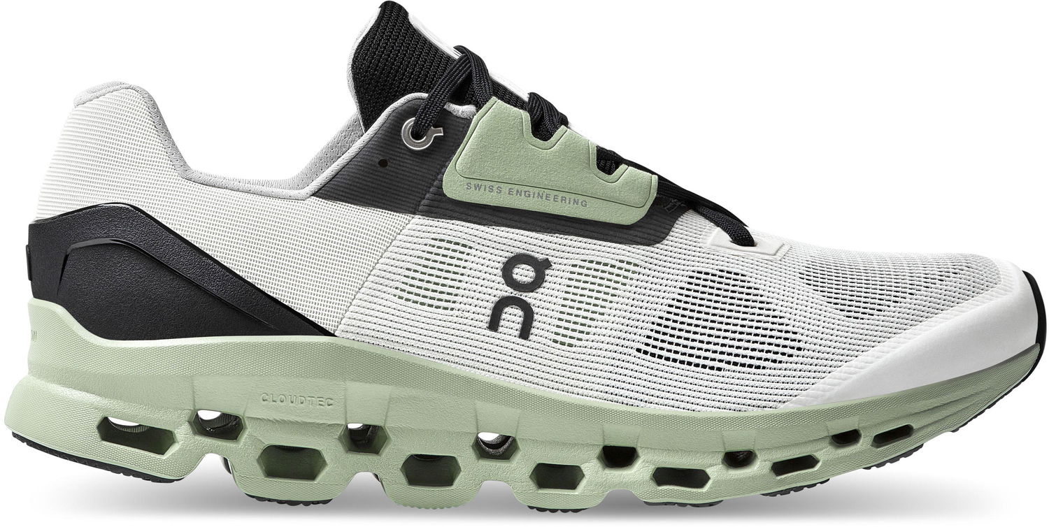 Tennarit ja kengät On Running Cloudstratus Harmaa | 39.99212, 0
