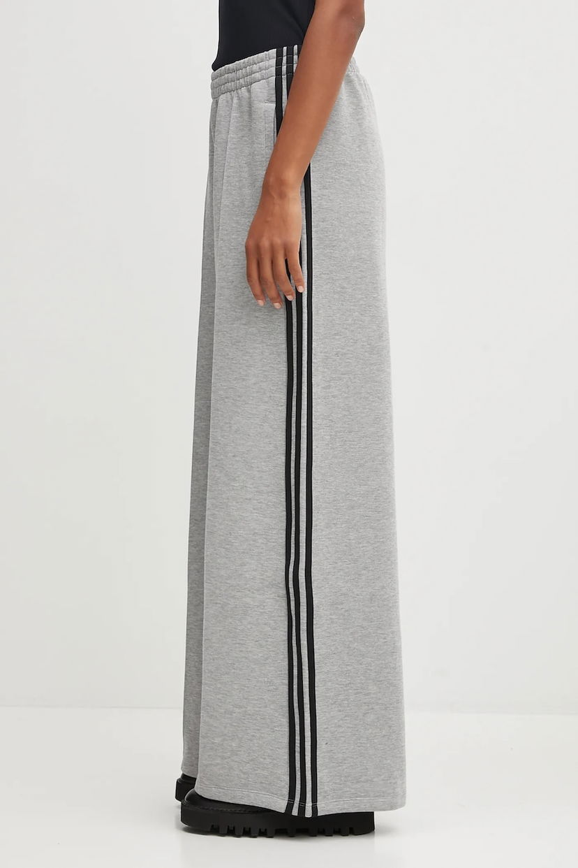 Verryttelyhousut adidas Originals adidas Originals Spacer 3S Tp Wide-Leg Sweatpants Harmaa | JV7497