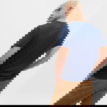 T-paita GAP Micro Logo Vee Neck Tee Tapestry Navy Tummansininen | 753771-03, 1