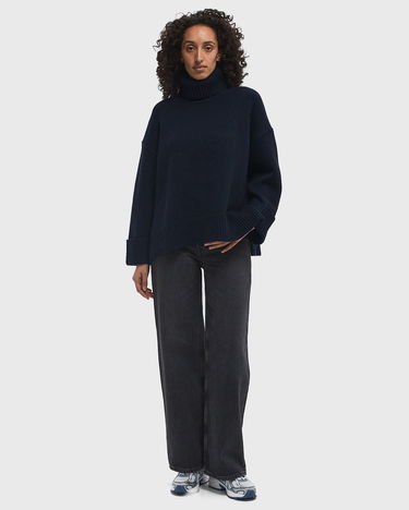 Villapaita Samsoe Samsoe Samsøe & Samsøe SAKEIKU Turtleneck Sweater, Size M Tummansininen | F24400069-SALUTE, 1