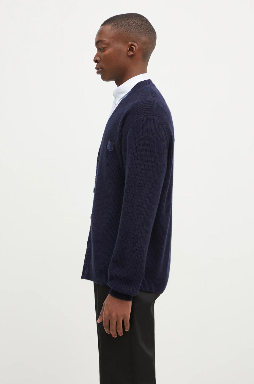 Villapaita MAISON KITSUNÉ Ribbed Cardigan With Logo Patch Vihreä | NM00501KT1093, 1