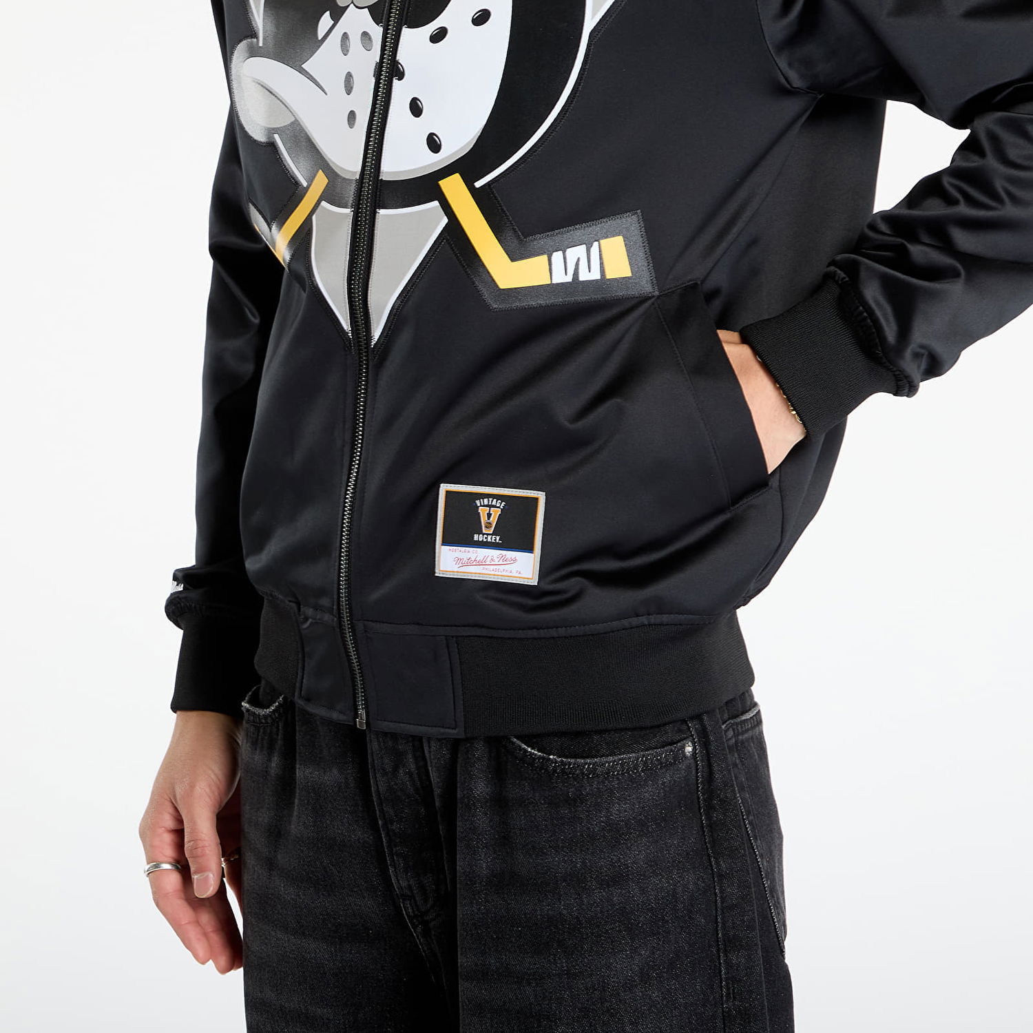 Bomber-takki Mitchell & Ness NHL Maxxed Out Satin Jacket Ducks 1992 Teemu Selanne Musta | JK11279-ADUBLCK, 1