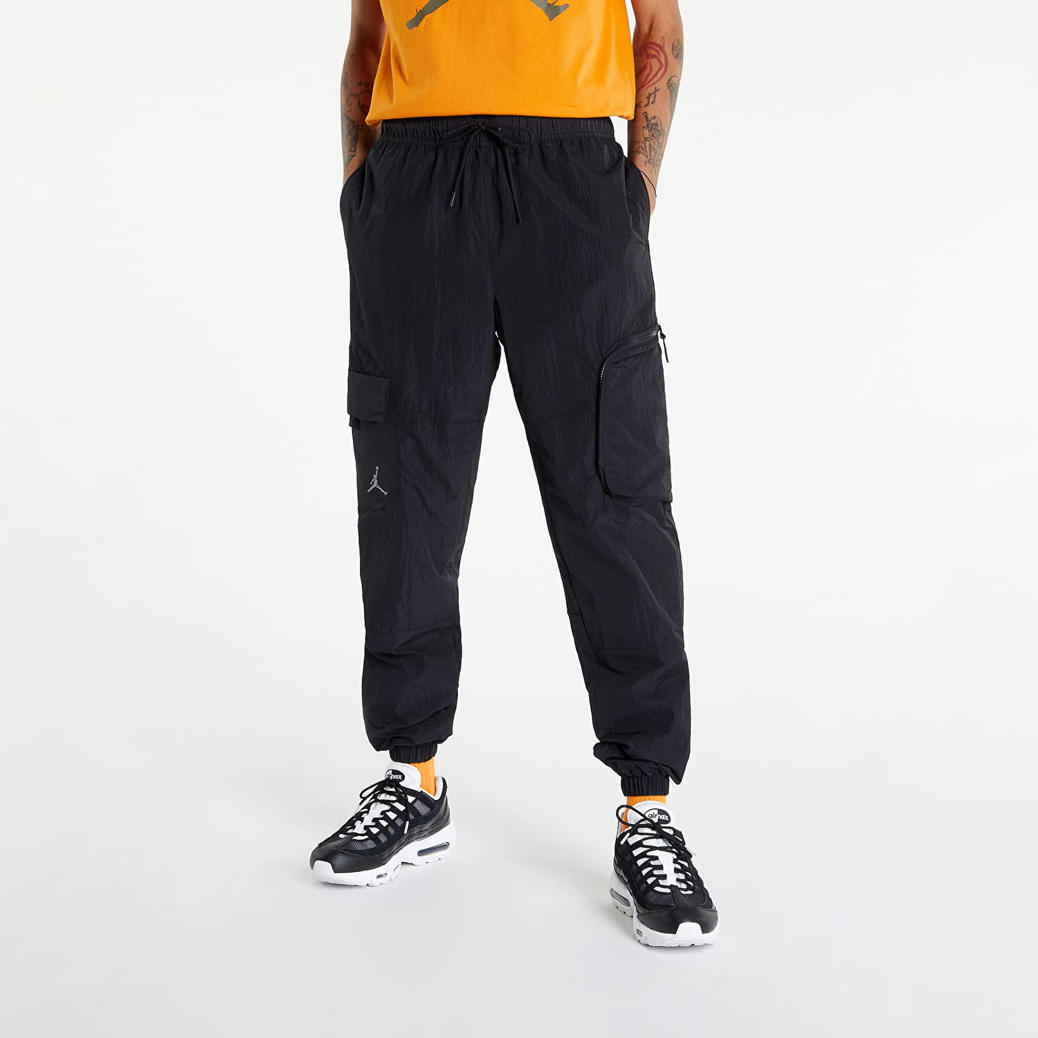 Housut Jordan Engineered Track Pants Musta | DJ0236-010, 1