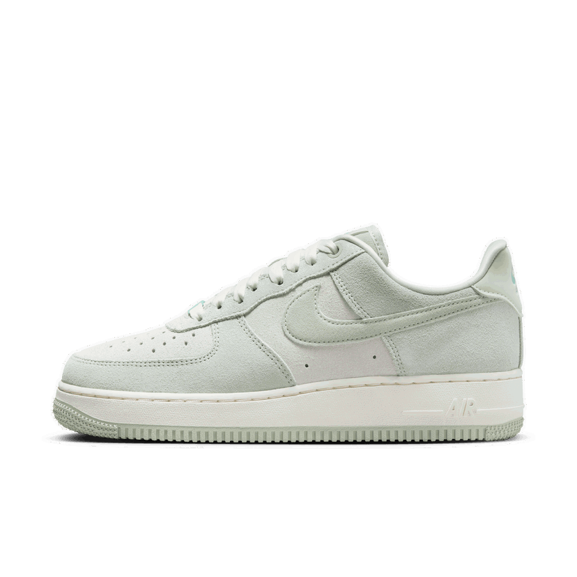 Tennarit ja kengät Nike Air Force 1 '07 SE Harmaa | HQ1497-099