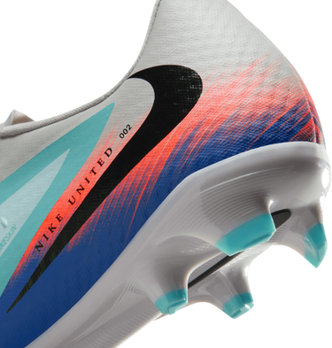 Tennarit ja kengät Nike Phantom 6 Low Academy FG/MG Monivärinen | iq4157-300, 6