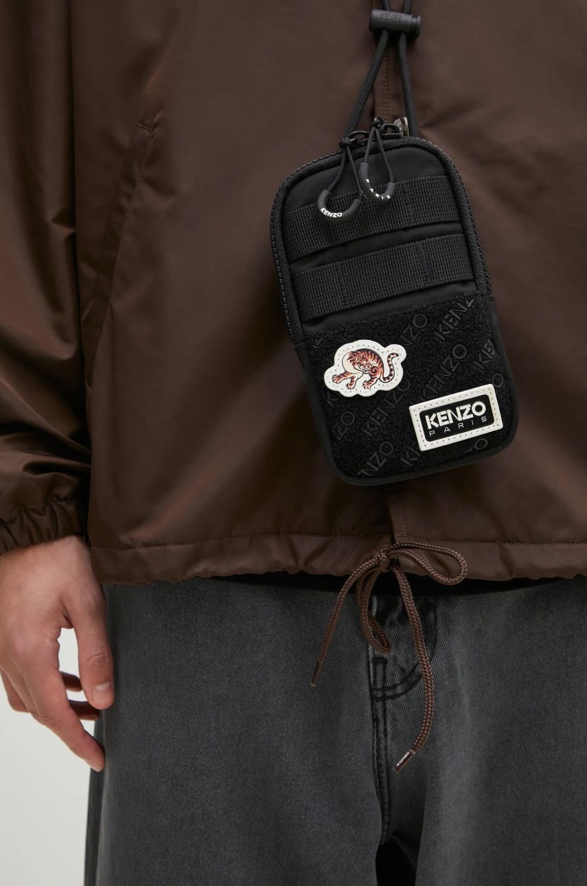 Vyötärölaukku KENZO Phone Holder On Strap Musta | FE65PM208F20.99, 0