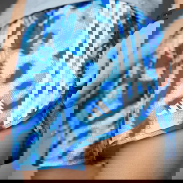 Shortsit adidas Performance Own the Run 3-Stripes Allover Print Sininen | IQ3820, 1