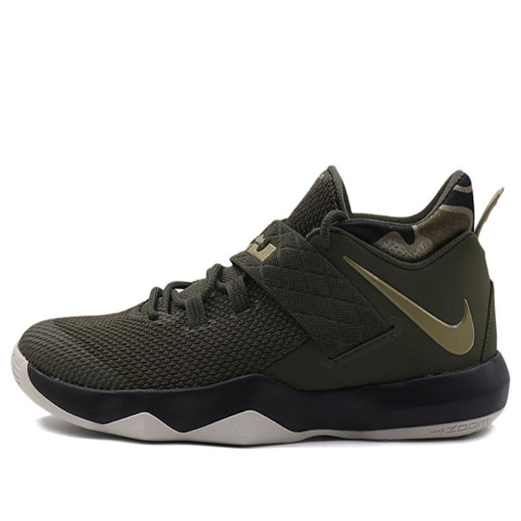 Tennarit ja kengät Nike Ambassador 10 Vihreä | AH7580-300