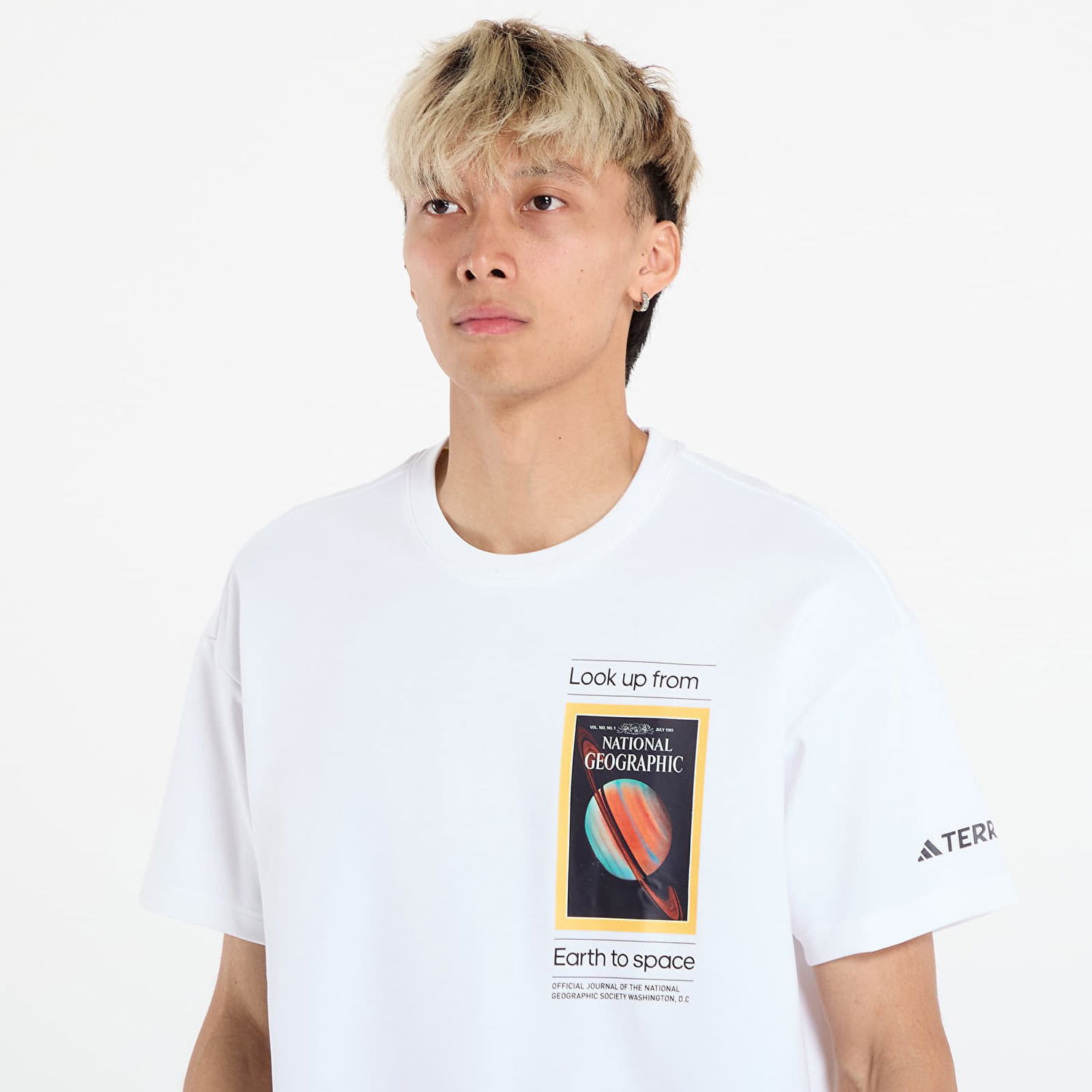 T-paita adidas Performance National Geographic AEROREADY Graphic Tee Valkoinen | KC2349, 1